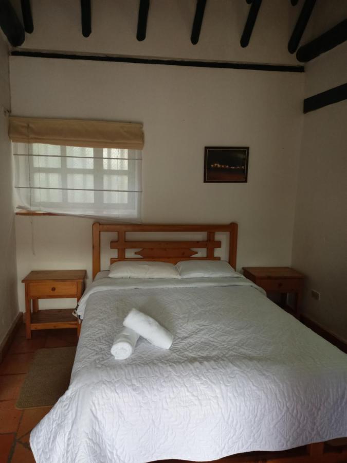 Bed and Breakfast Hospedería La Roca Plaza Principal Boyacá Exterior foto