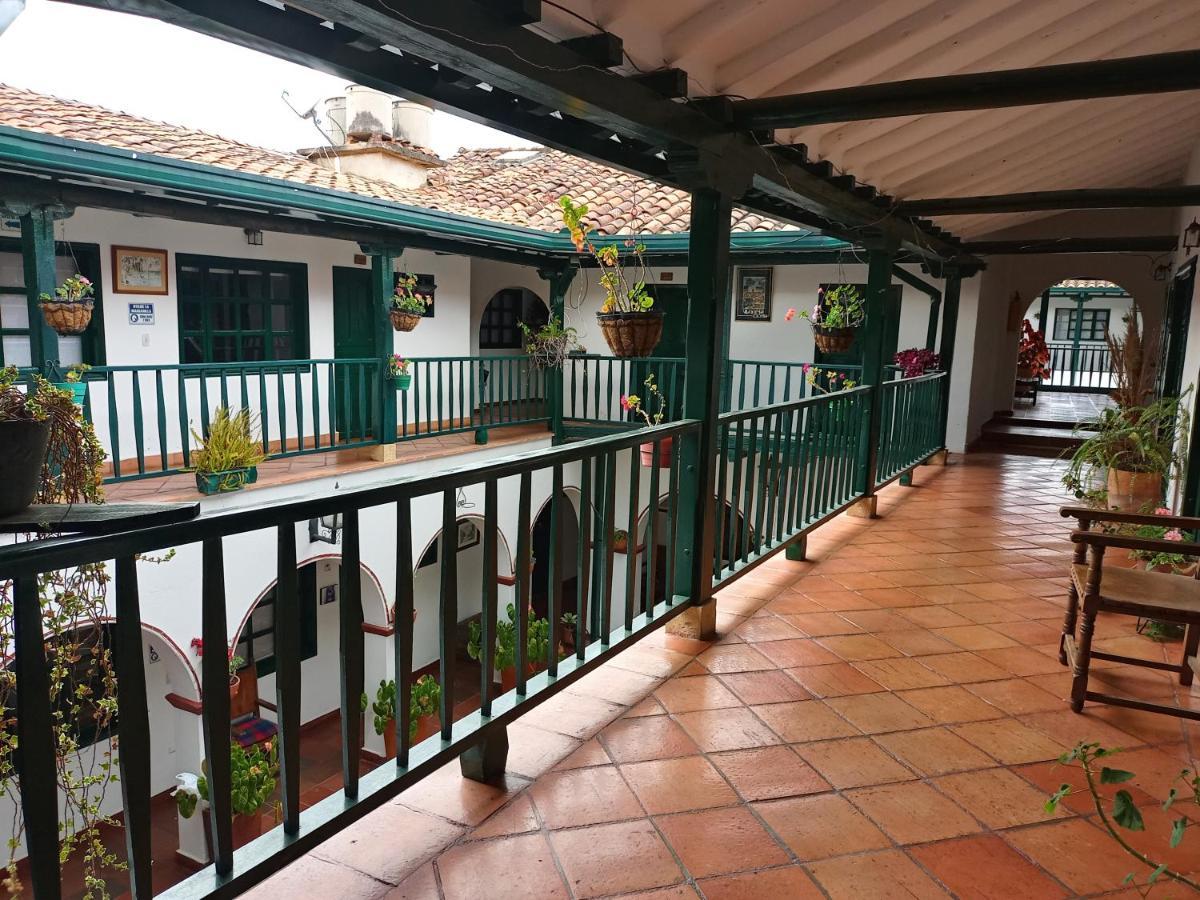 Bed and Breakfast Hospedería La Roca Plaza Principal Boyacá Exterior foto
